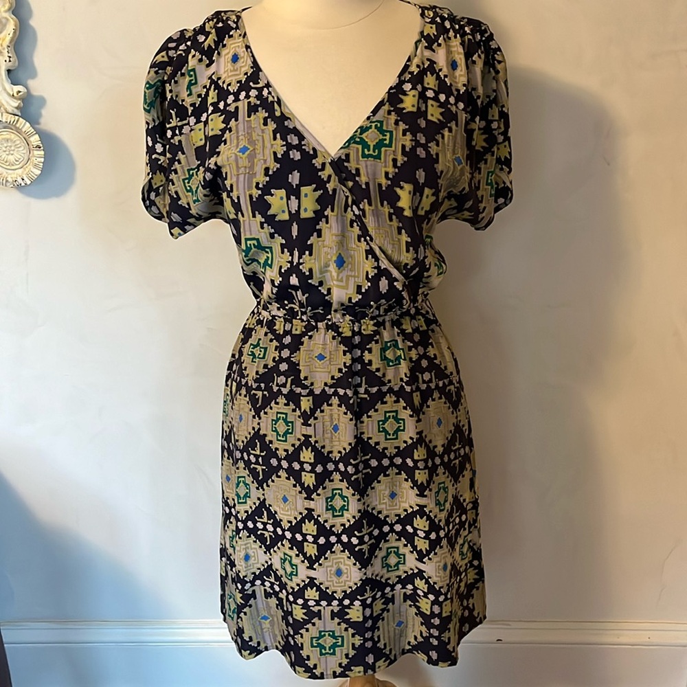 Ella moss Multi color Ikat pattern 100% Silk Dress cross over & snap Size Small